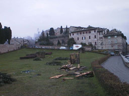 �A�b�V�W�̊X